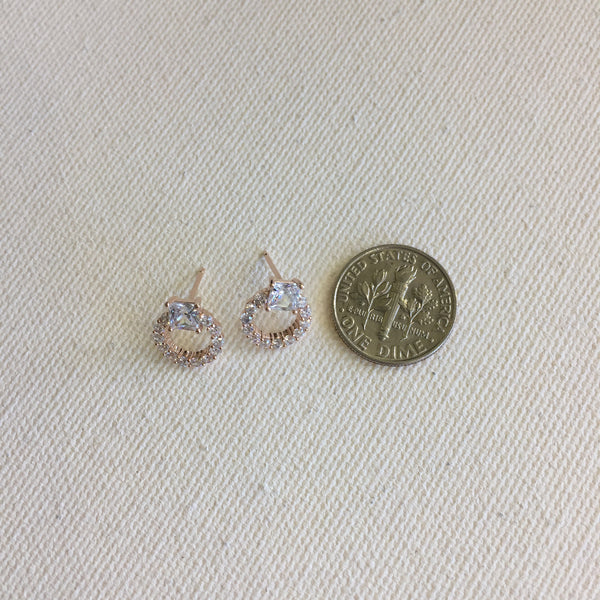- A | Round Earring with Rose Gold
