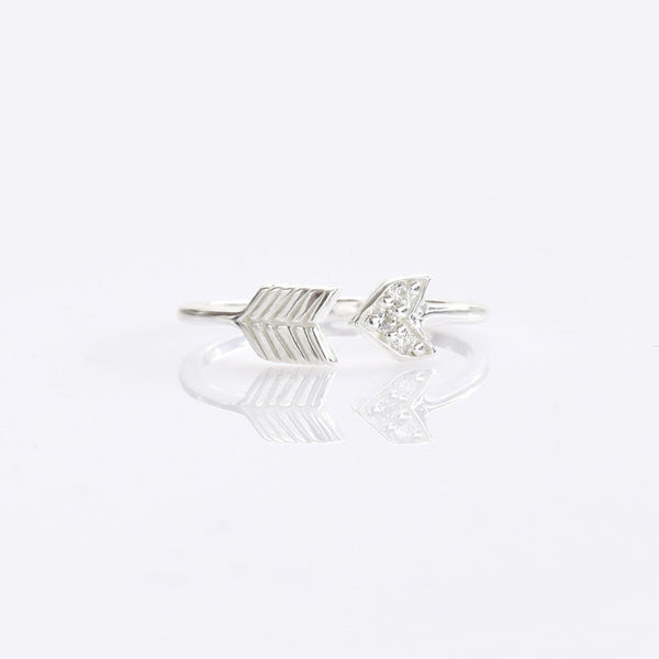 Arrow With CZ Sterling Silver Ring - anelarevese - 1